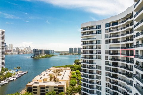 Снять в аренду кондоминиум в Авентура, Флорида 2 спальни, 109.72м2, № 1967891 - фото 20