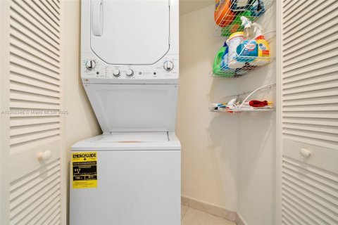 Снять в аренду кондоминиум в Авентура, Флорида 2 спальни, 109.72м2, № 1967891 - фото 18