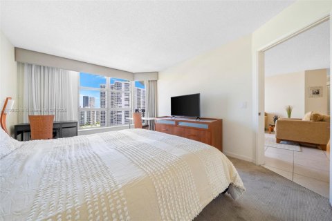 Снять в аренду кондоминиум в Авентура, Флорида 2 спальни, 109.72м2, № 1967891 - фото 6