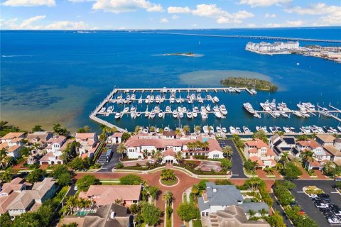 Condominio en venta en Tampa, Florida, 3 dormitorios, 237.37 m2 № 1735250 - foto 3