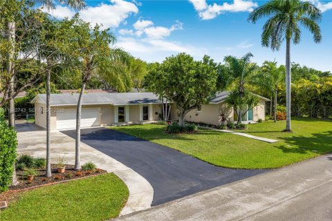 Купить виллу или дом в Пальметто-Бей, Флорида 5 спален, 199.93м2, № 2049725 - фото 2