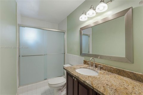 Купить виллу или дом в Пальметто-Бей, Флорида 5 спален, 199.93м2, № 2049725 - фото 24