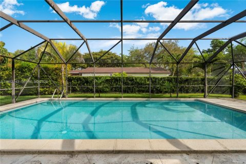 Купить виллу или дом в Пальметто-Бей, Флорида 5 спален, 199.93м2, № 2049725 - фото 28