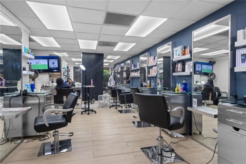 Condo in Key Biscayne, Florida, 3 bedrooms  № 2021592 - photo 29