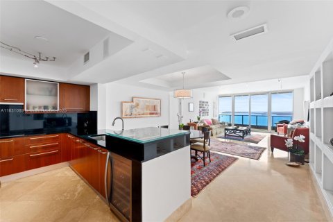 Купить кондоминиум в Майами, Флорида 3 спальни, 197.88м2, № 1807669 - фото 6