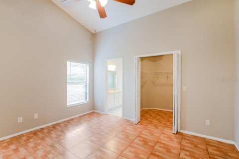 Villa ou maison à louer à Lake Mary, Floride: 3 chambres, 138.98 m2 № 2092023 - photo 8