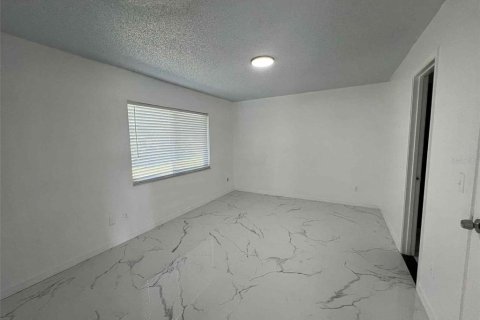 Apartamento en alquiler en Orlando, Florida, 3 dormitorios, 172.8 m2 № 1910924 - foto 10