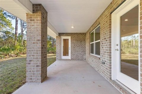 House in Palm Coast, Florida 4 bedrooms, 210.42 sq.m. № 2393575 - photo 7