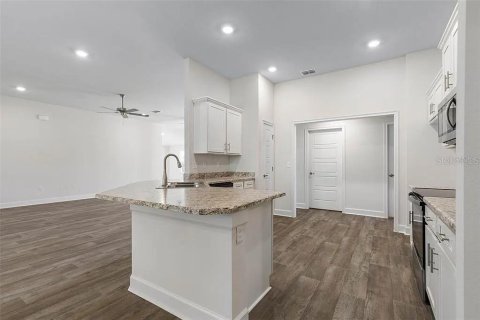 House in Palm Coast, Florida 4 bedrooms, 210.42 sq.m. № 2393575 - photo 22