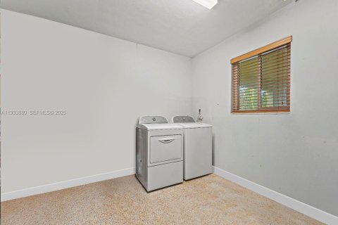 Casa en venta en Homestead, Florida, 3 dormitorios, 157.75 m2 № 1992199 - foto 17