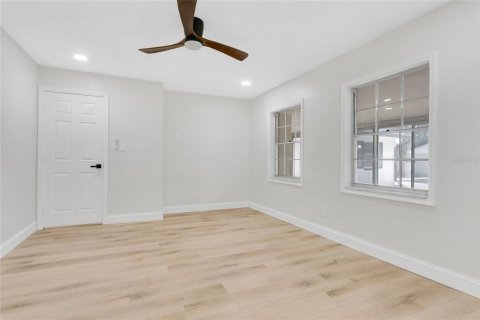 Villa ou maison à vendre à Maitland, Floride: 4 chambres, 230.58 m2 № 2236251 - photo 16