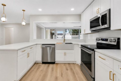 Villa ou maison à vendre à Maitland, Floride: 4 chambres, 230.58 m2 № 2236251 - photo 10
