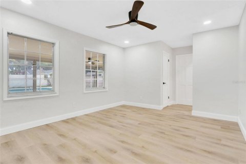 Villa ou maison à vendre à Maitland, Floride: 4 chambres, 230.58 m2 № 2236251 - photo 15