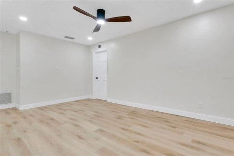 Villa ou maison à vendre à Maitland, Floride: 4 chambres, 230.58 m2 № 2236251 - photo 14