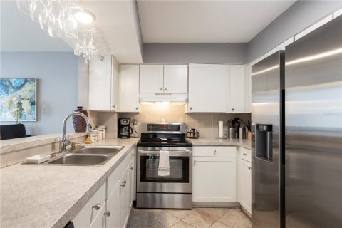 Condominio en venta en Saint Petersburg, Florida, 2 dormitorios, 100.52 m2 № 2103023 - foto 14