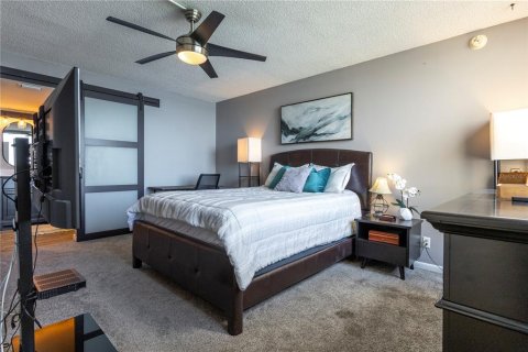 Condominio en venta en Saint Petersburg, Florida, 2 dormitorios, 100.52 m2 № 2103023 - foto 4