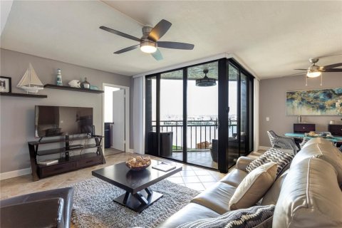 Condominio en venta en Saint Petersburg, Florida, 2 dormitorios, 100.52 m2 № 2103023 - foto 12
