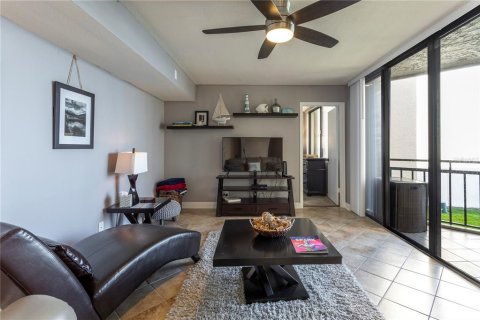 Condominio en venta en Saint Petersburg, Florida, 2 dormitorios, 100.52 m2 № 2103023 - foto 11