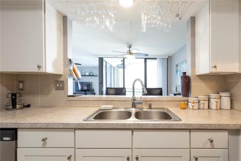 Condominio en venta en Saint Petersburg, Florida, 2 dormitorios, 100.52 m2 № 2103023 - foto 15