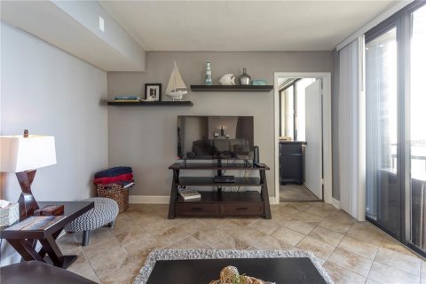 Condominio en venta en Saint Petersburg, Florida, 2 dormitorios, 100.52 m2 № 2103023 - foto 10