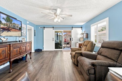 Villa ou maison à vendre à The Villages, Floride: 2 chambres, 101.64 m2 № 2342074 - photo 6