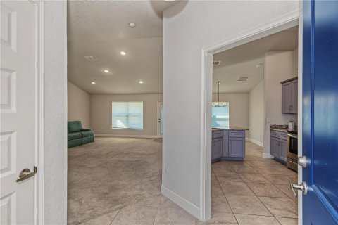 Villa ou maison à louer à Ocala, Floride: 4 chambres, 163.04 m2 № 2398453 - photo 5