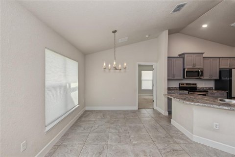 Villa ou maison à louer à Ocala, Floride: 4 chambres, 163.04 m2 № 2398453 - photo 11