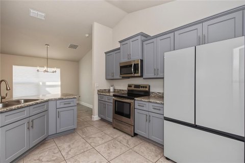 Villa ou maison à louer à Ocala, Floride: 4 chambres, 163.04 m2 № 2398453 - photo 16