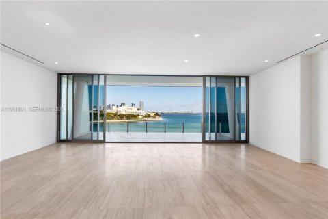 Condo in Miami, Florida, 3 bedrooms  № 2053093 - photo 9