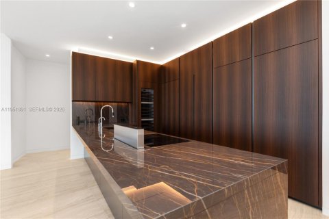 Condo in Miami, Florida, 3 bedrooms  № 2053093 - photo 5