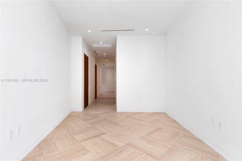 Condo in Miami, Florida, 3 bedrooms  № 2053093 - photo 21