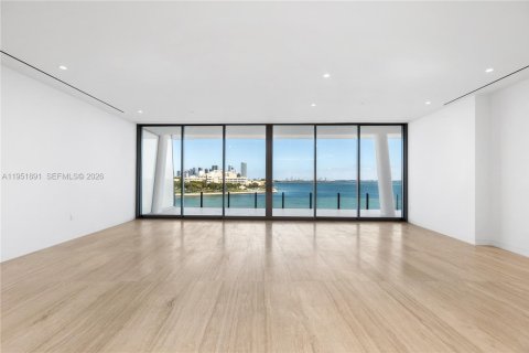 Condo in Miami, Florida, 3 bedrooms  № 2053093 - photo 8