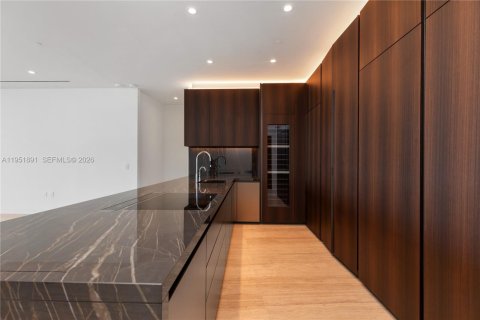 Condo in Miami, Florida, 3 bedrooms  № 2053093 - photo 6