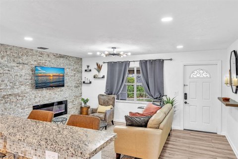 Casa en venta en Dania Beach, Florida, 4 dormitorios, 124.67 m2 № 2002361 - foto 28