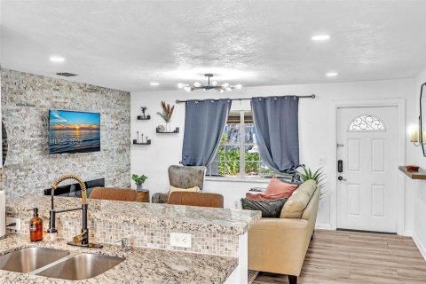 Casa en venta en Dania Beach, Florida, 4 dormitorios, 124.67 m2 № 2002361 - foto 27