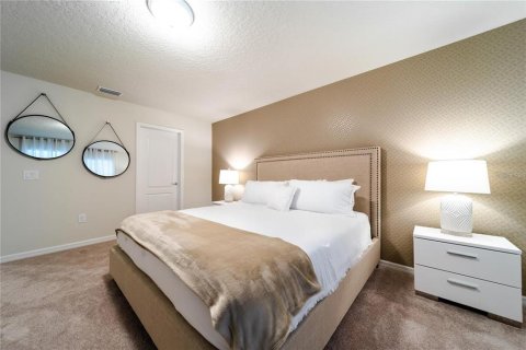 Touwnhouse à vendre à Kissimmee, Floride: 5 chambres, 210.24 m2 № 2433687 - photo 24