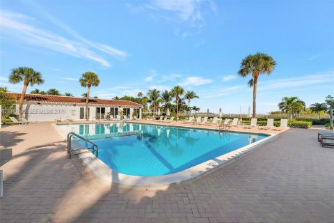 Copropriété à louer à Miami Beach, Floride: 1 chambre, 83.7 m2 № 1999159 - photo 13