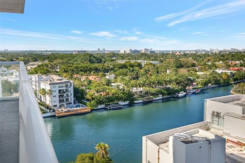 Copropriété à louer à Miami Beach, Floride: 1 chambre, 83.7 m2 № 1999159 - photo 15