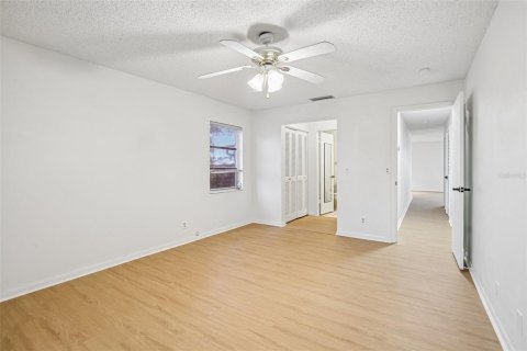 Copropriété à louer à Saint Petersburg, Floride: 2 chambres, 109.16 m2 № 2402932 - photo 9