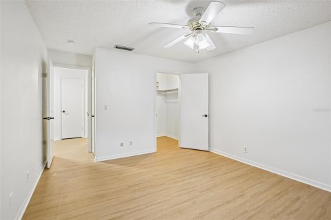 Copropriété à louer à Saint Petersburg, Floride: 2 chambres, 109.16 m2 № 2402932 - photo 14