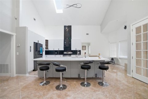 Villa ou maison à vendre à Apopka, Floride: 4 chambres, 270.44 m2 № 2131218 - photo 5