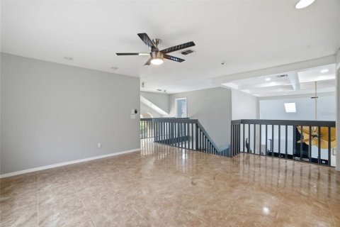 Villa ou maison à vendre à Apopka, Floride: 4 chambres, 270.44 m2 № 2131218 - photo 16