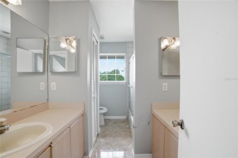 Villa ou maison à vendre à Apopka, Floride: 4 chambres, 270.44 m2 № 2131218 - photo 22