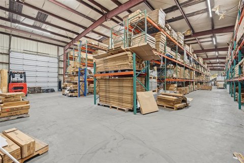 Immobilier commercial à vendre à Tampa, Floride: 1114.83 m2 № 2425809 - photo 10