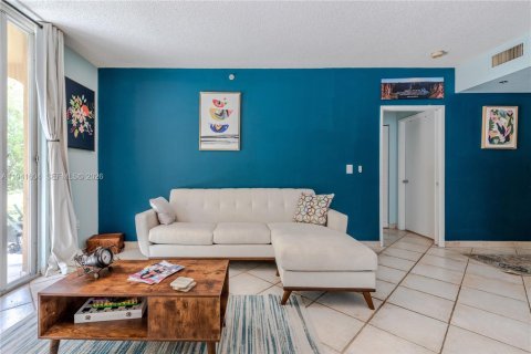 Купить кондоминиум в Авентура, Флорида 1 спальня, 69.68м2, № 1998432 - фото 16