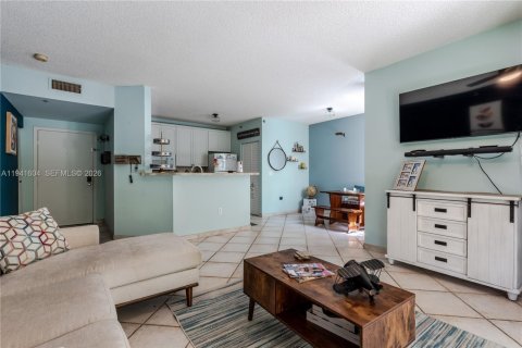 Купить кондоминиум в Авентура, Флорида 1 спальня, 69.68м2, № 1998432 - фото 9