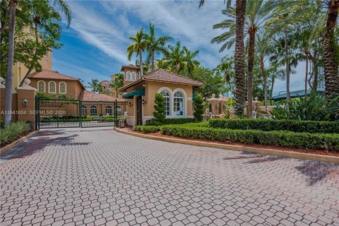 Купить кондоминиум в Авентура, Флорида 1 спальня, 69.68м2, № 1998432 - фото 24