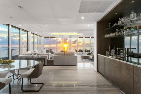 Купить кондоминиум в Майами-Бич, Флорида 3 спальни, 351.45м2, № 1941858 - фото 5