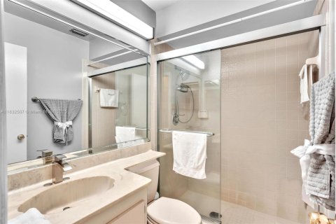 House in Pembroke Pines, Florida 3 bedrooms, 131.55 sq.m. № 1814142 - photo 25