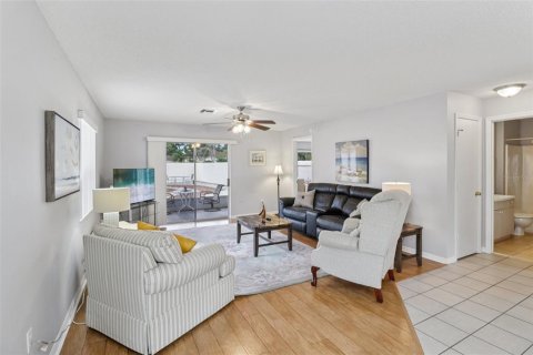 Villa ou maison à vendre à The Villages, Floride: 2 chambres, 107.4 m2 № 2091730 - photo 6